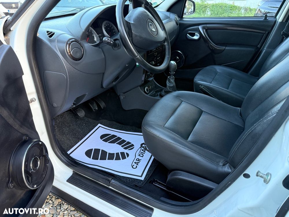 Dacia Duster dCi 110 FAP 4x4 Prestige - 6