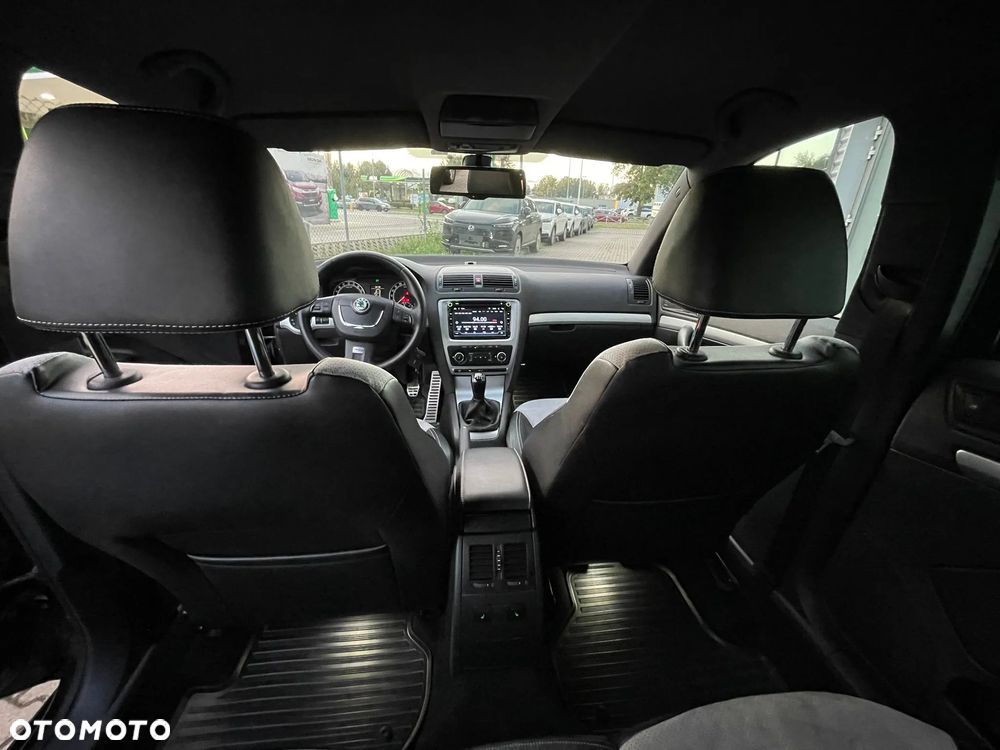 Skoda Octavia 2.0 TDI DPF RS - 5