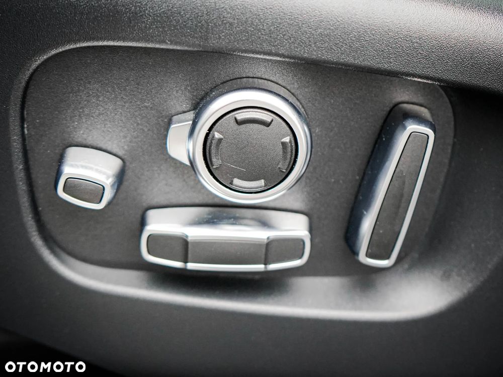 Land Rover Range Rover Velar - 23