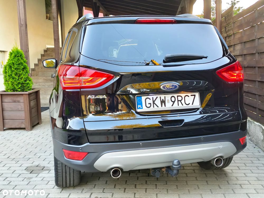 Ford Kuga 2.0 TDCi FWD Titanium - 29