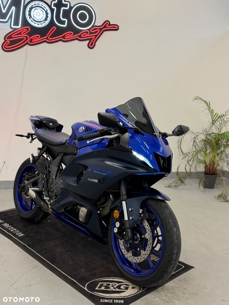 Yamaha R7 - 1