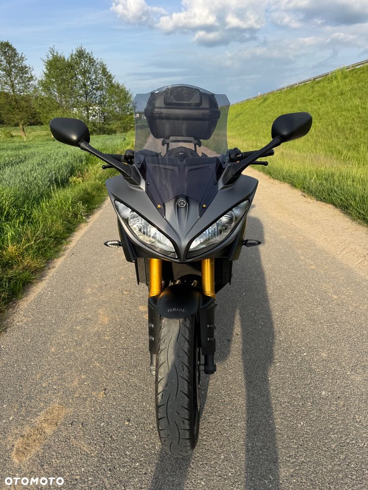 Yamaha FZ8 - 7