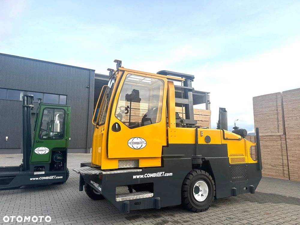 Combilift Combilift C5000SL // Stan idealny // wolny skok Tylko 7477 godzin - 28