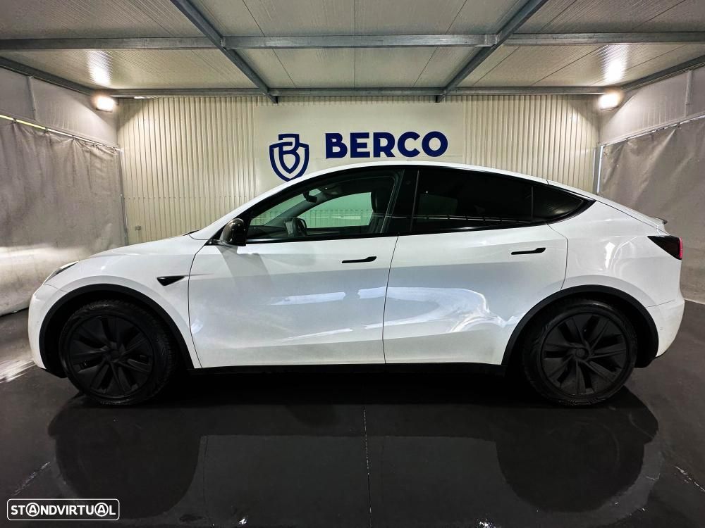 Tesla Model Y Long Range Dual Motor AWD - 13