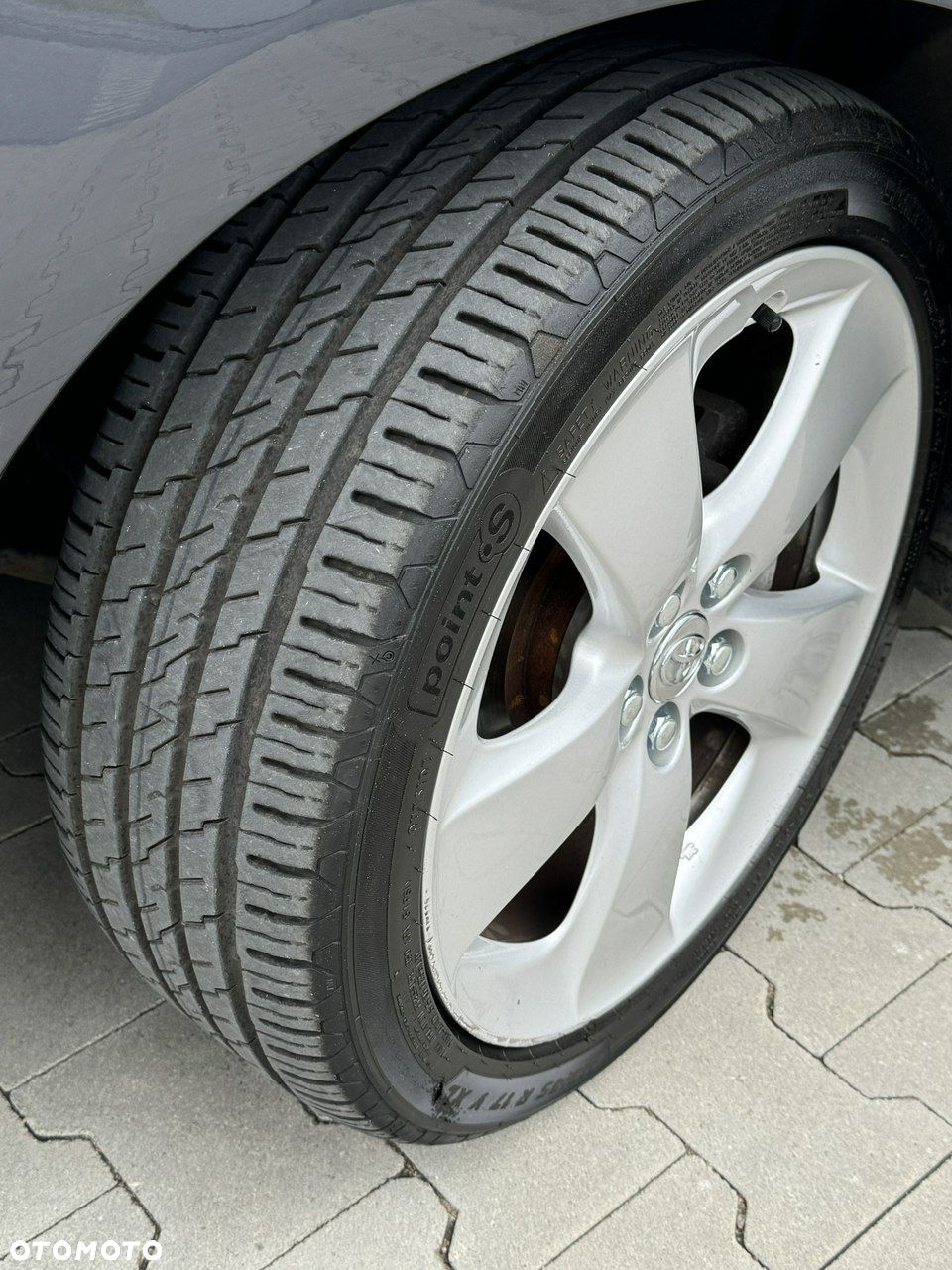 Toyota Prius 1.8 HSD Premium - 40