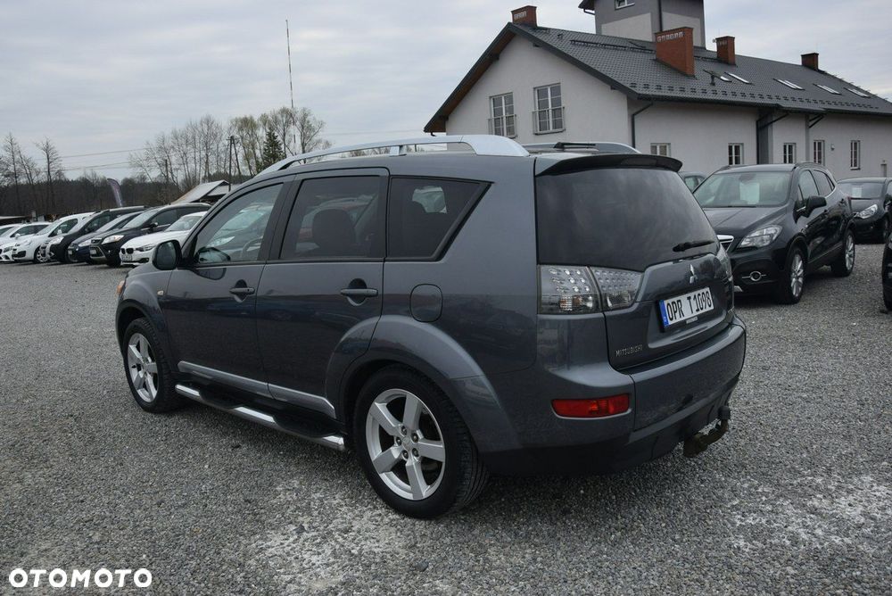 Mitsubishi Outlander 2.0 DI-D 4WD Inform - 11