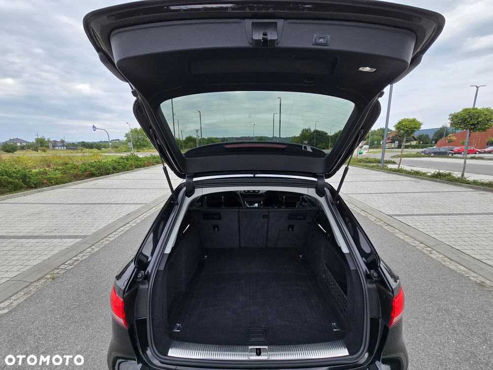 Audi A4 Avant 2.0 TDI - 16