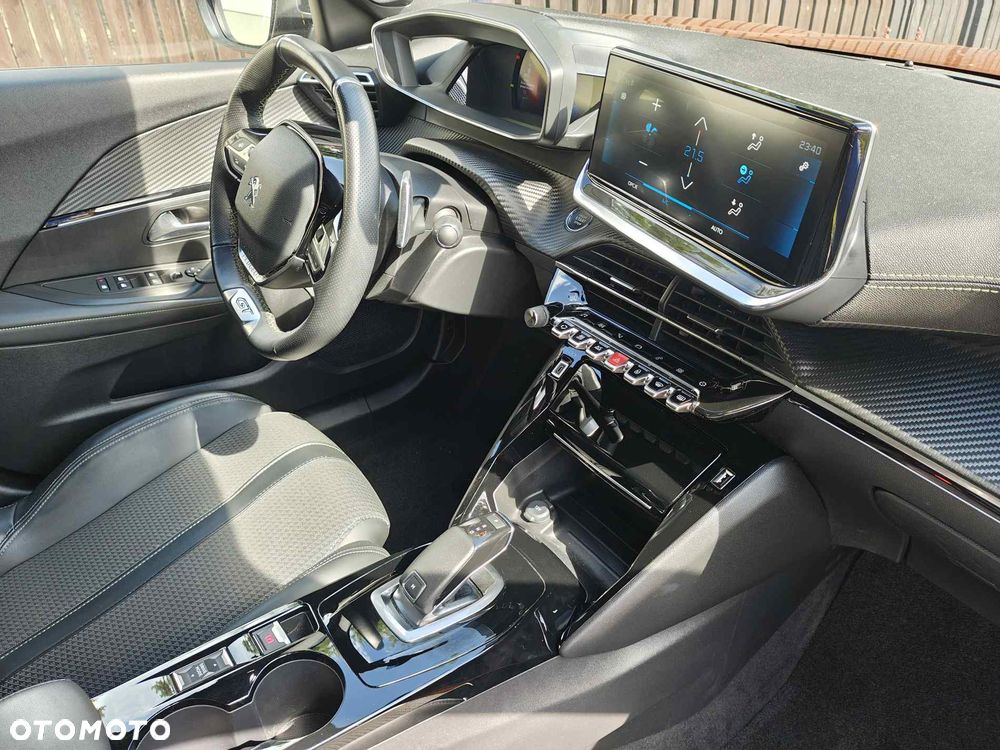 Peugeot 2008 1.2 PureTech GT Line S&S EAT8 - 18