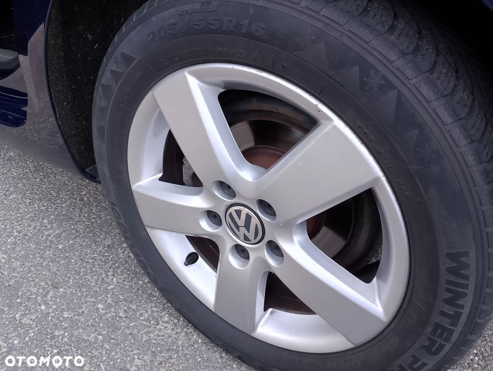 Volkswagen Golf Plus 1.6 TDI Highline - 27