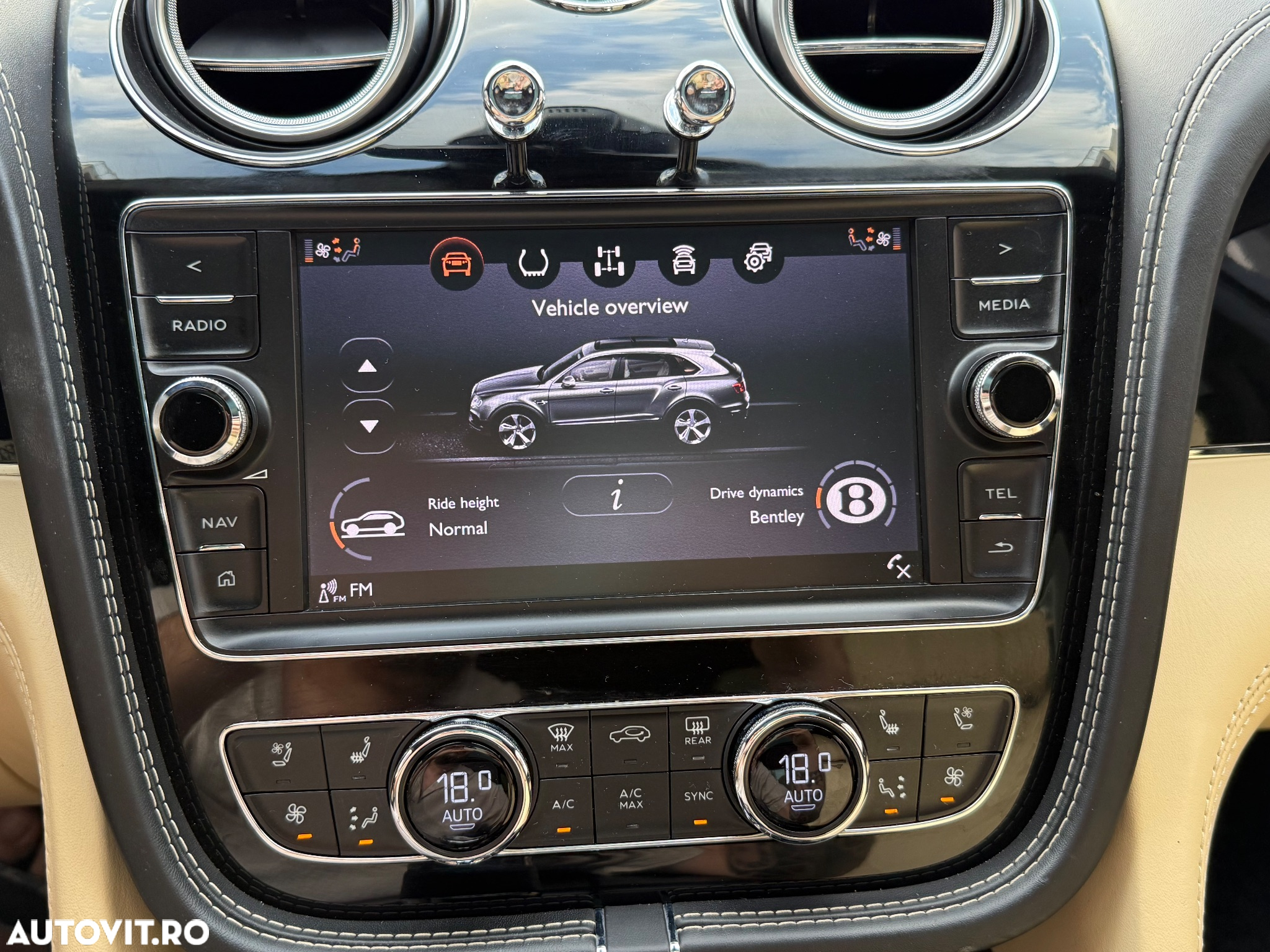 Bentley Bentayga - 14