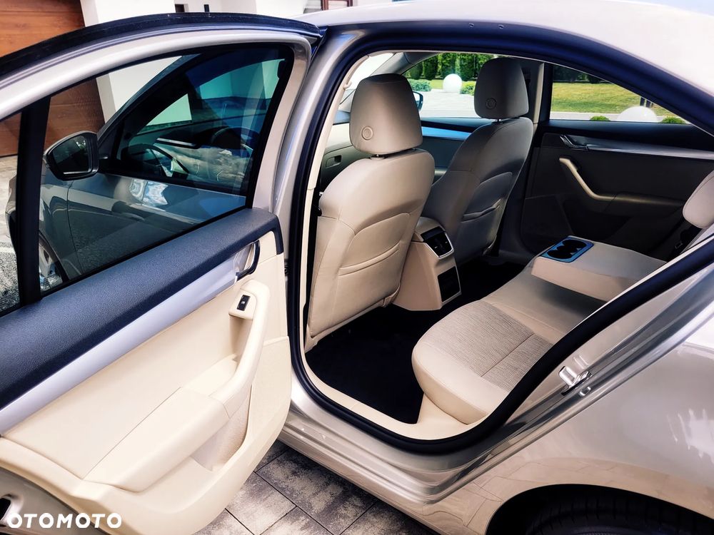 Skoda Octavia 1.4 TSI Ambition - 15