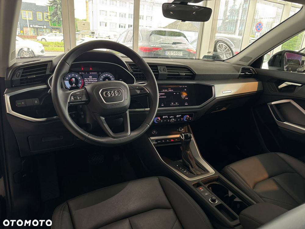 Audi Q3 - 10