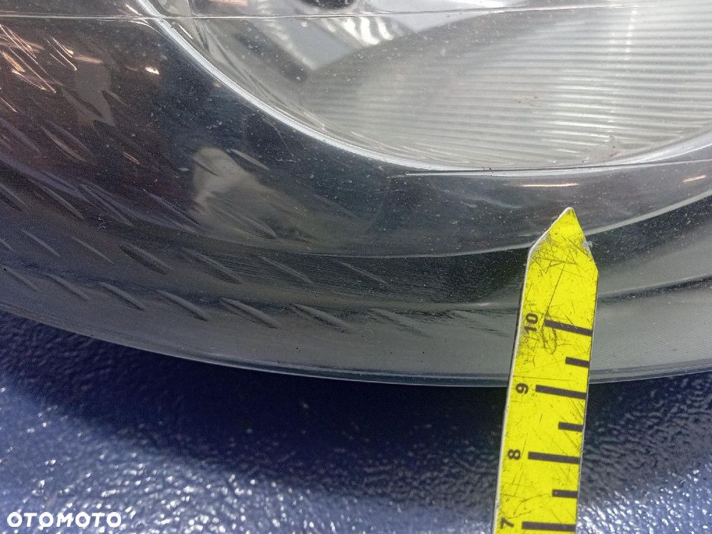 OPEL VIVARO A TRAFIC II  REFLEKTOR PRAWY PRZÓD LAMPA PRZEDNIA EU7700311372 - 9