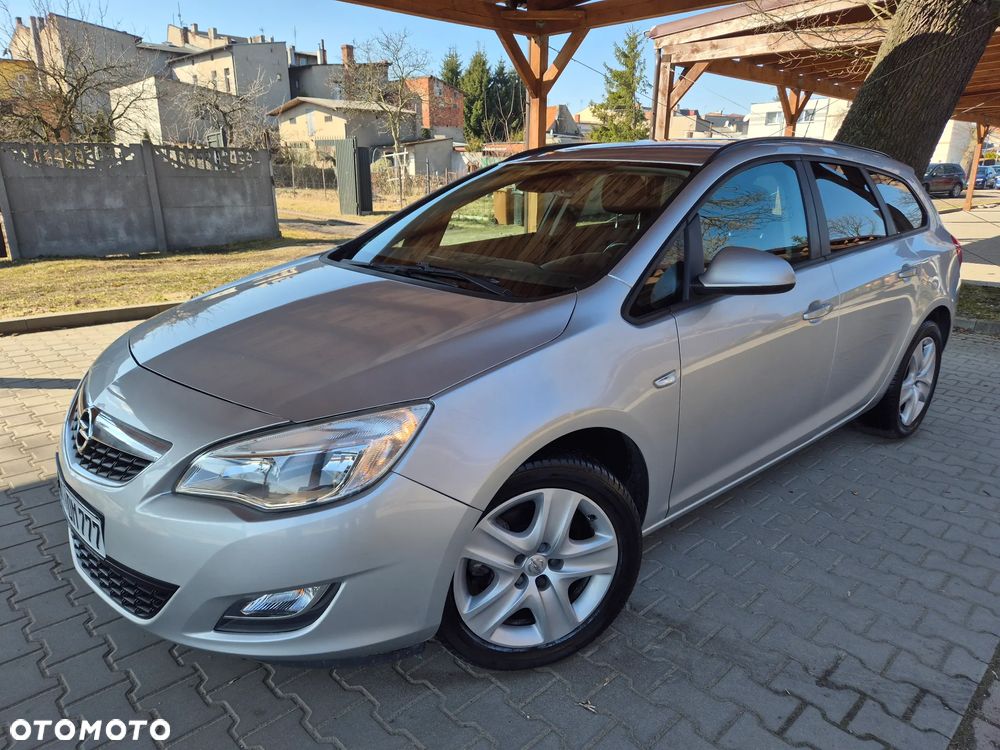 Opel Astra 1.7 CDTI Cosmo - 3
