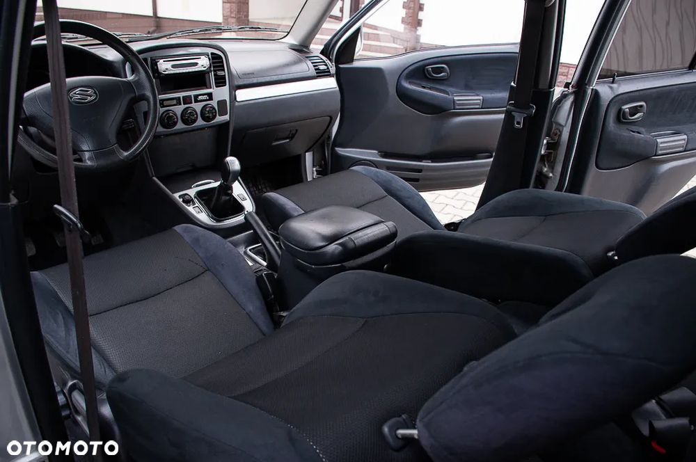 Suzuki Grand Vitara - 21