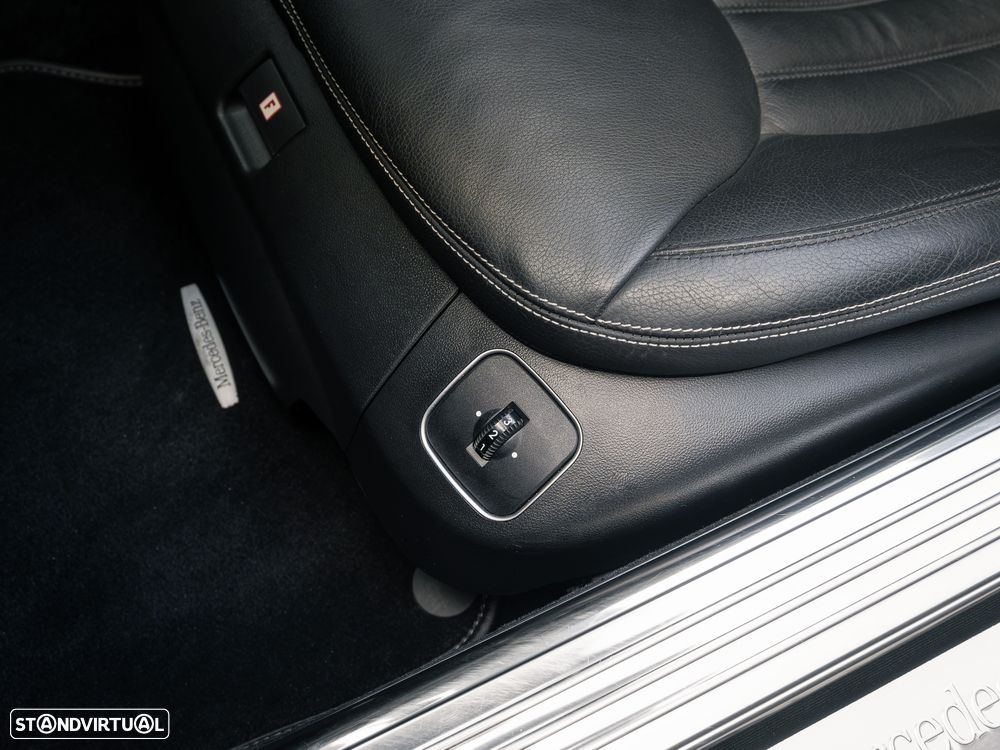 Mercedes-Benz SL 350 Standard - 23
