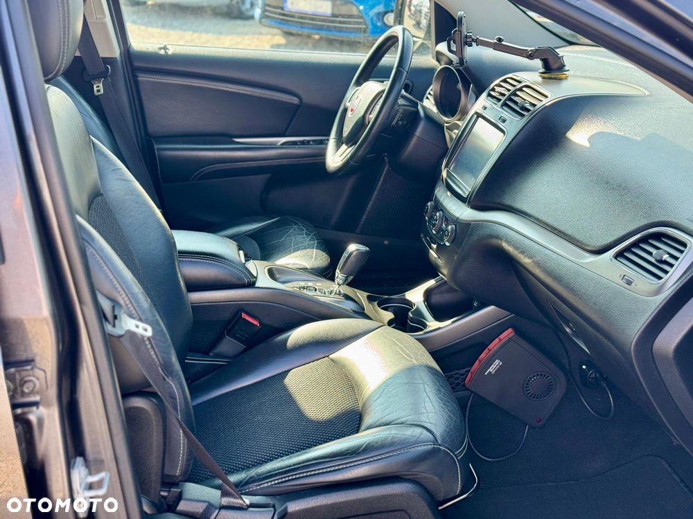 Fiat Freemont 2.0 Multijet Black Code AWD - 33