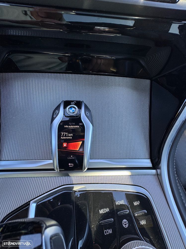 BMW 840 Gran Coupé d xDrive Pack M - 33