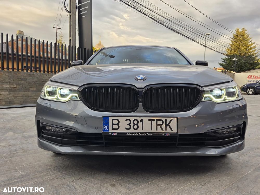 BMW Seria 5 530d xDrive AT - 2