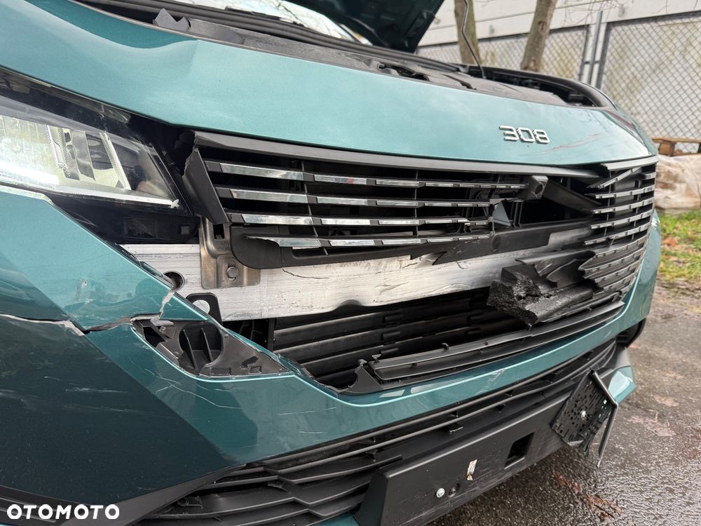 Peugeot 308 PureTech 130 GPF EAT8 Black Edition - 16