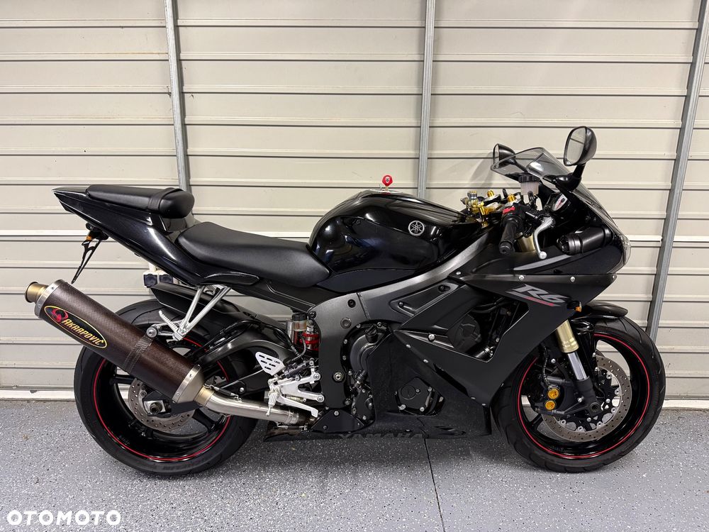 Yamaha R6 - 2