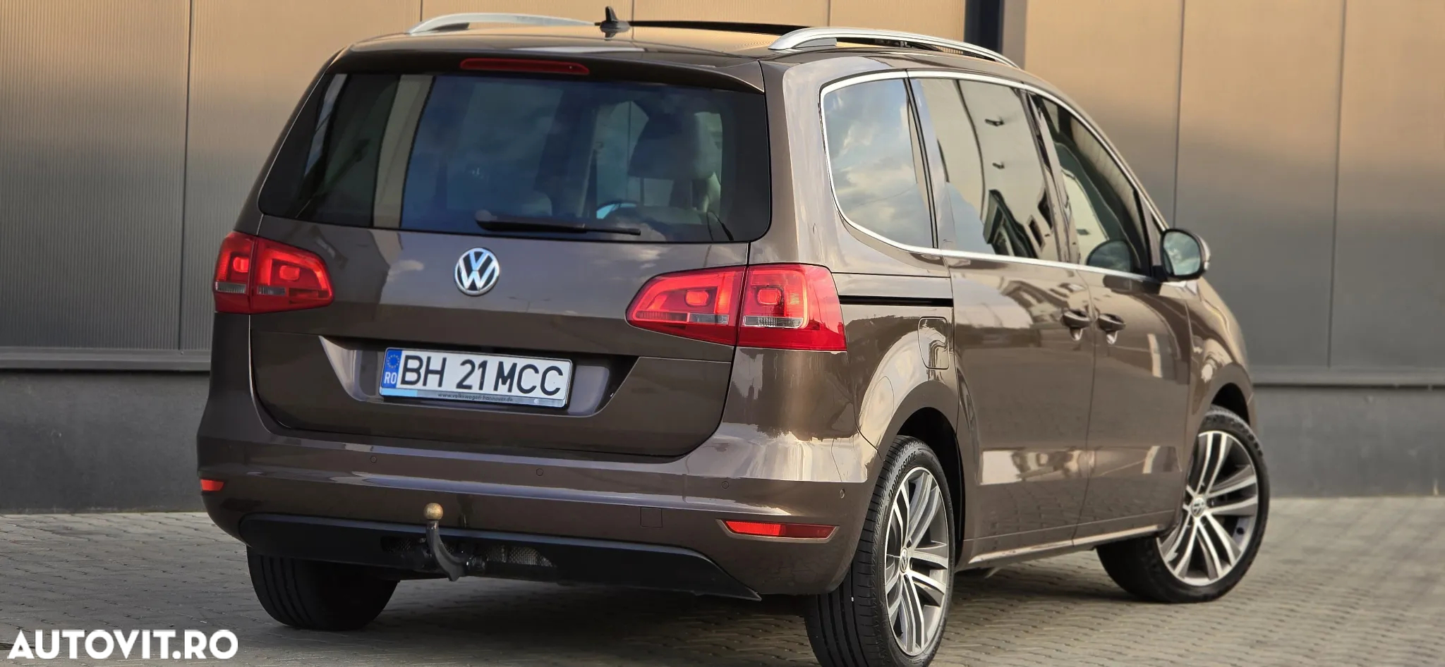 Volkswagen Sharan 2.0 TDI DSG BlueMotion Technology Highline - 30