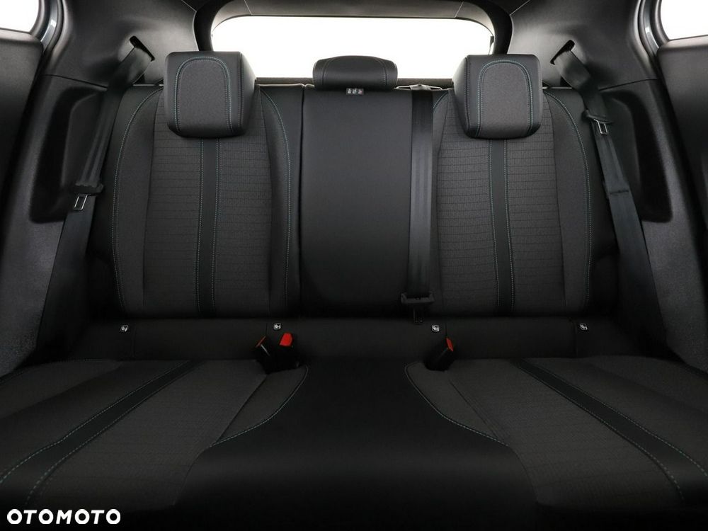 Peugeot 2008 1.5 BlueHDi Allure Pack S&S EAT8 - 19
