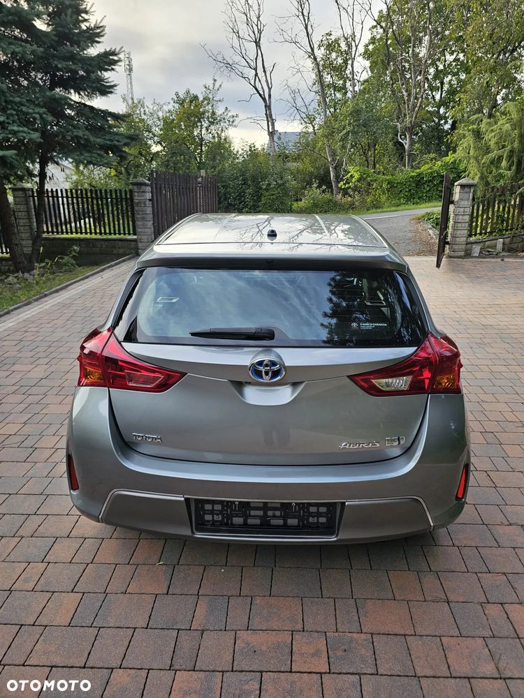 Toyota Auris - 10