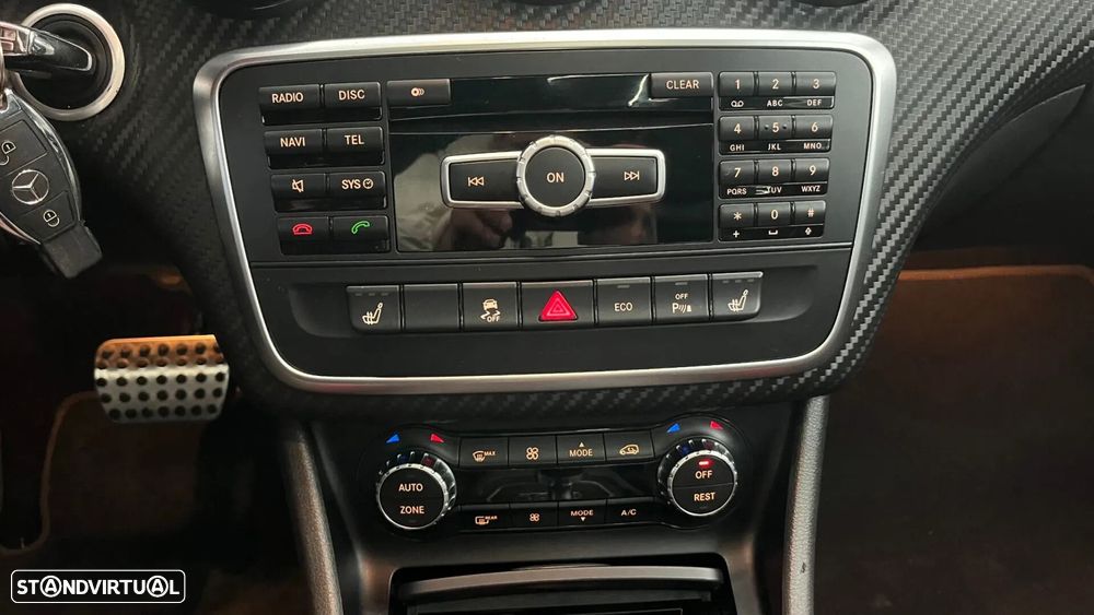 Mercedes-Benz A 45 AMG - 13