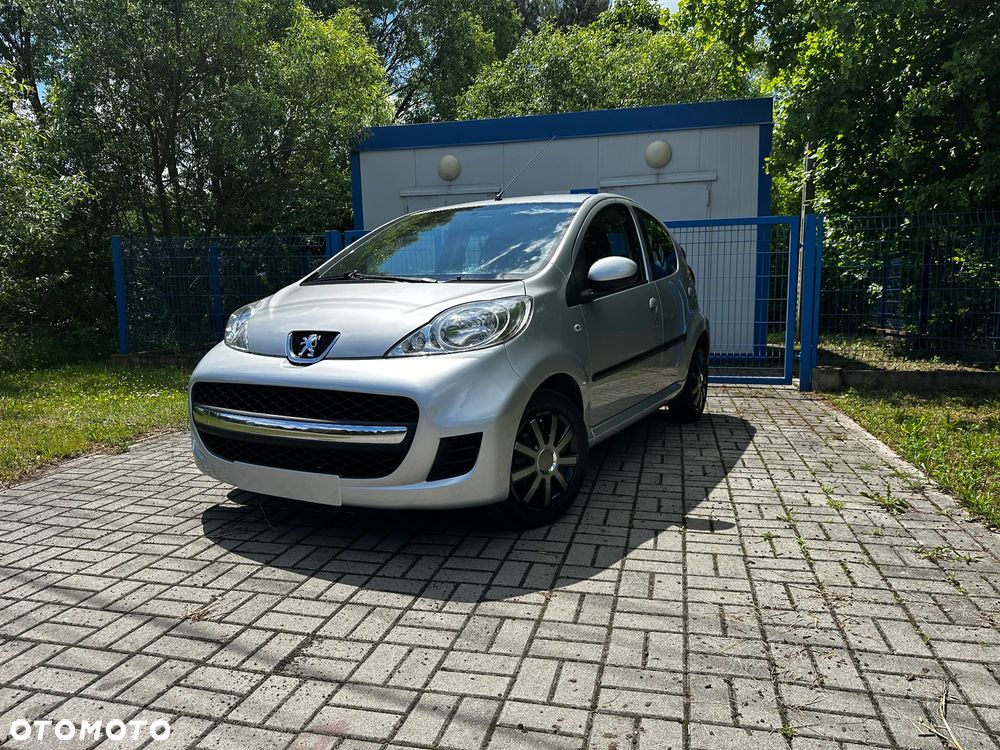 Peugeot 107 70 2-Tronic Filou - 1