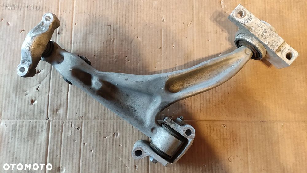 Wahacz lewy przód Volvo V60 oryginalny - 5
