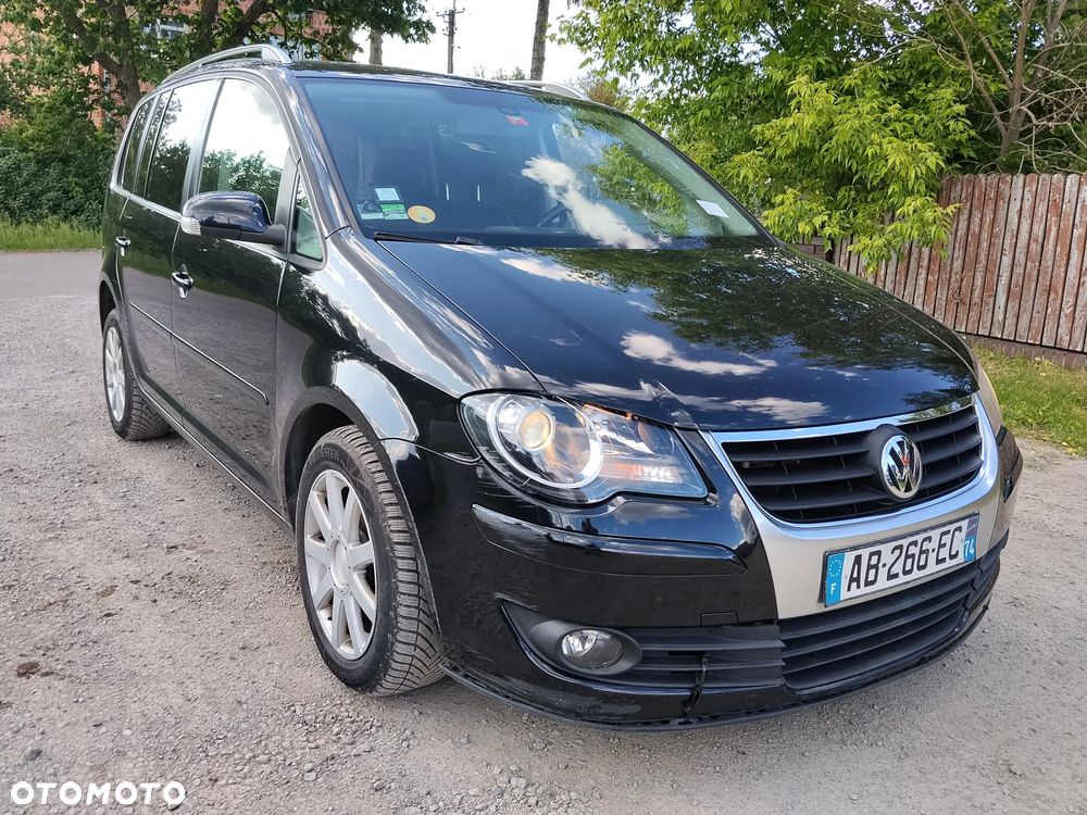 Volkswagen Touran 1.9 TDI DPF Blue Motion Trendline - 1