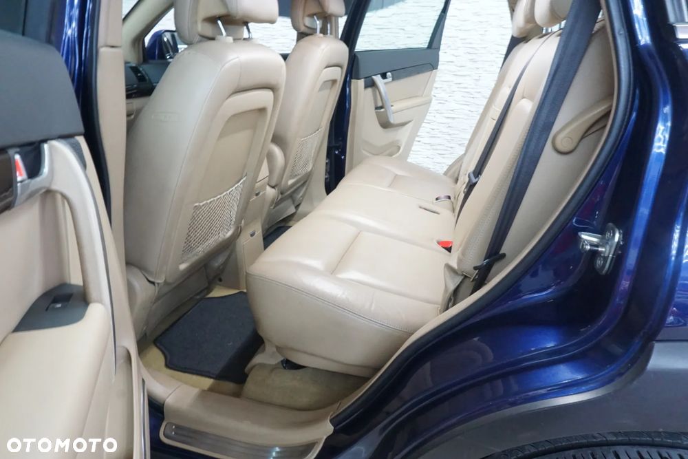 Chevrolet Captiva 2.0 4WD 7 Sitzer Automatik LT - 14
