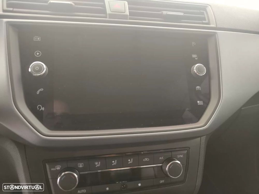 SEAT Arona 1.0 TSI Xperience — fotografia 8