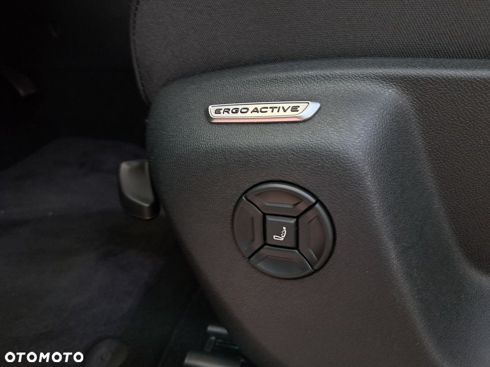 Volkswagen Tiguan - 15