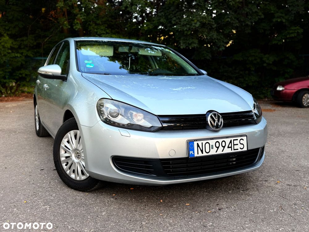 Volkswagen Golf - 1