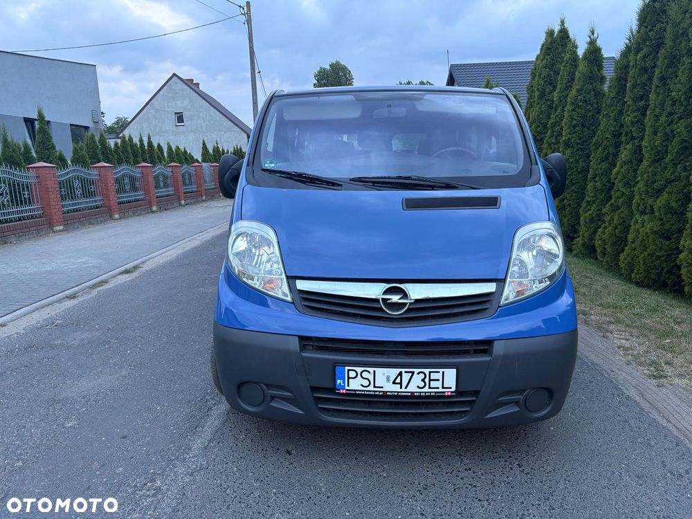 Opel Vivaro - 2