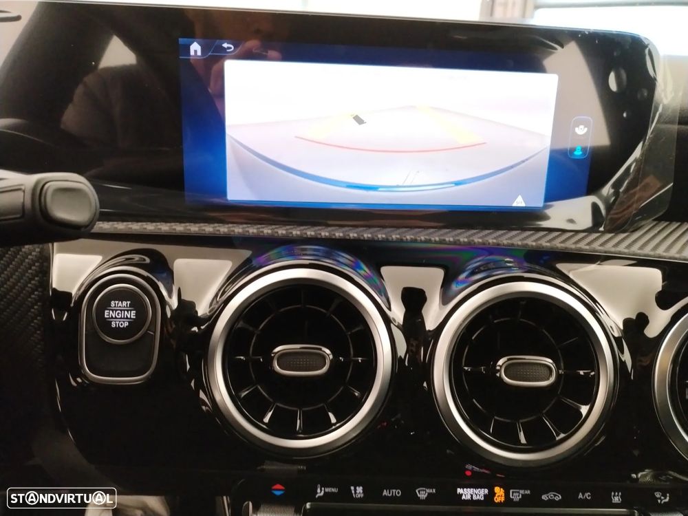 Mercedes-Benz CLA 250 e Shooting Brake Style Plus - 24