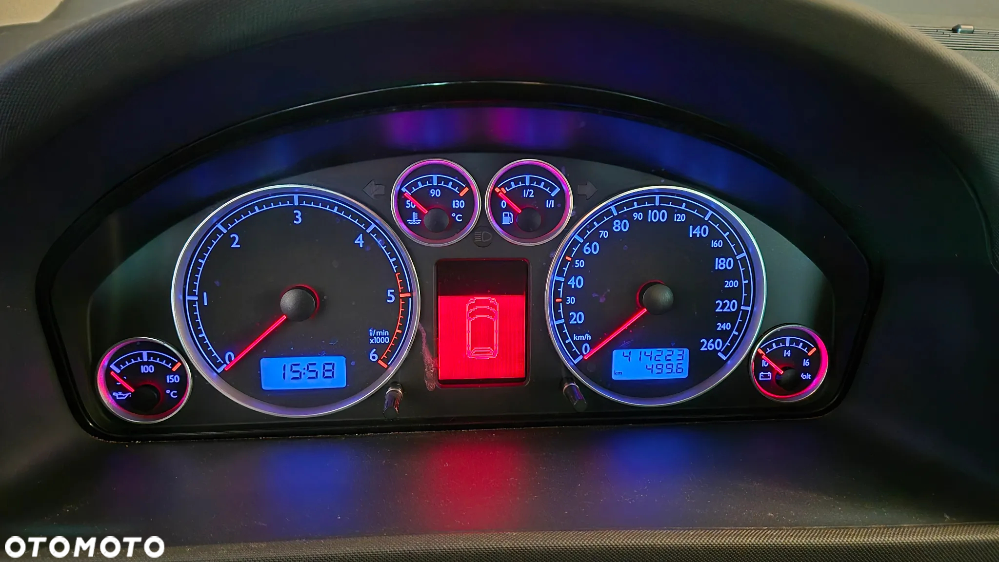 Volkswagen Sharan 1.9 TDI Highline - 14