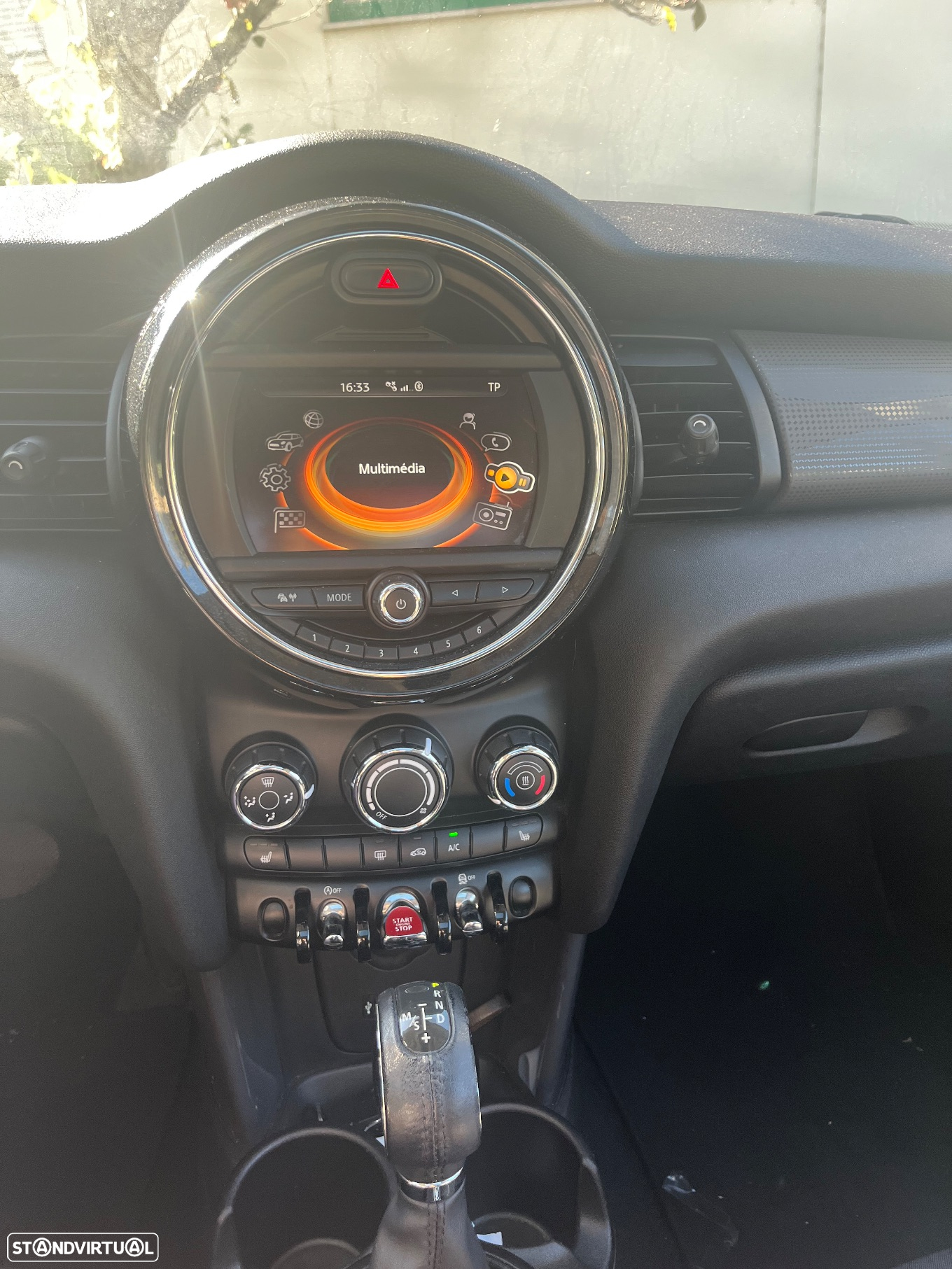 MINI 3 Portas Cooper D Aut. - 9