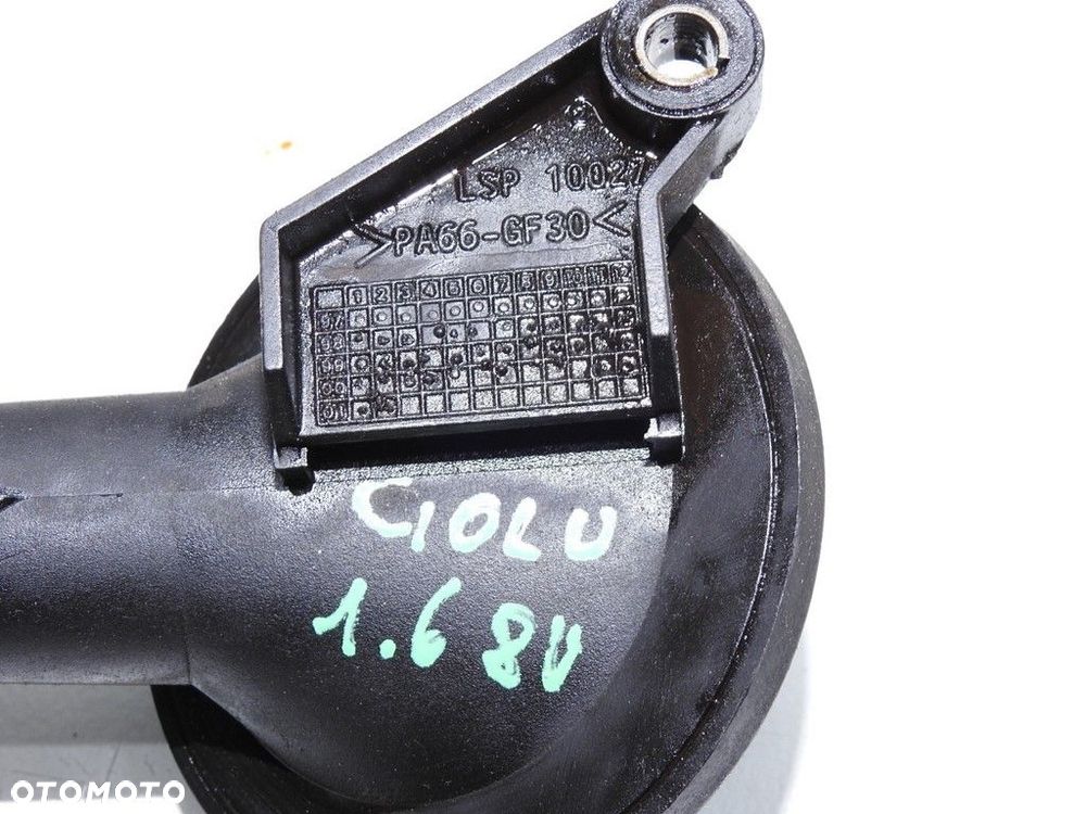 SMOK OLEJU VW GOLF V 1.6 - 4