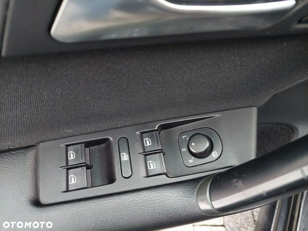 Volkswagen Passat - 10