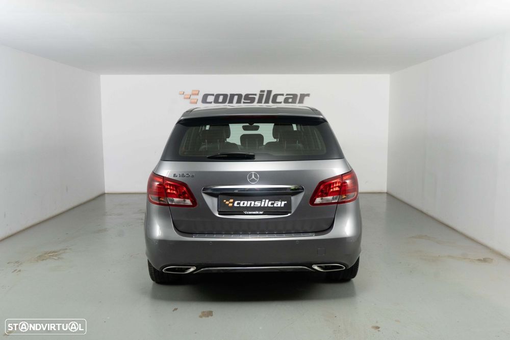 Mercedes-Benz B 180 d Style - 6