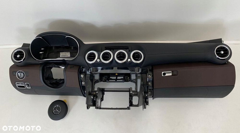 MERCEDES KONSOLA DESKA AMG GT S 190 LIFT 2020 NOWA - 1