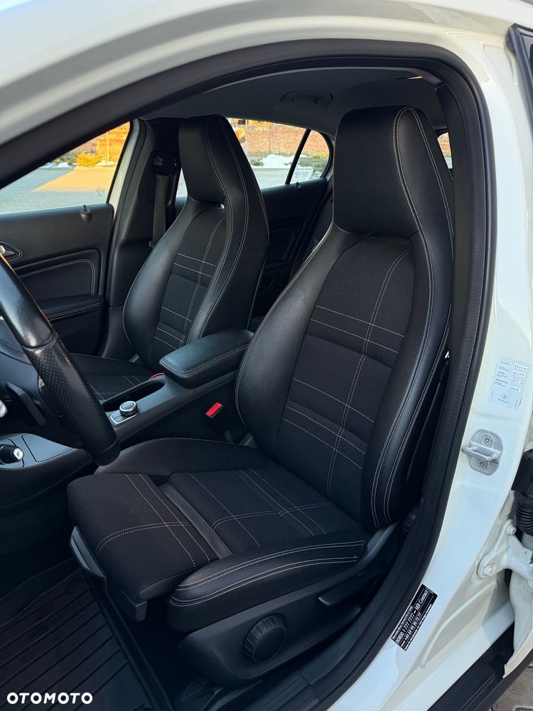 Mercedes-Benz GLA 200 7G-DCT - 6