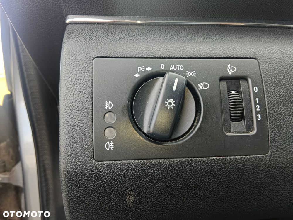 Mercedes-Benz Klasa B 160 BlueEFFICIENCY SPORT EDITION - 26
