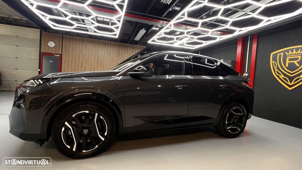 Peugeot E-3008 73 kWh GT - 13