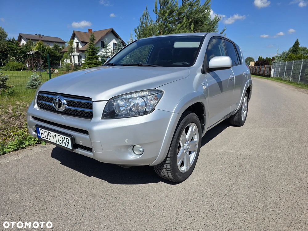 Toyota RAV4 2.2 D-4D Sol 180 - 1