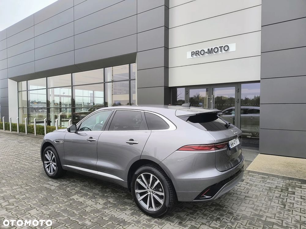 Jaguar F-Pace - 6