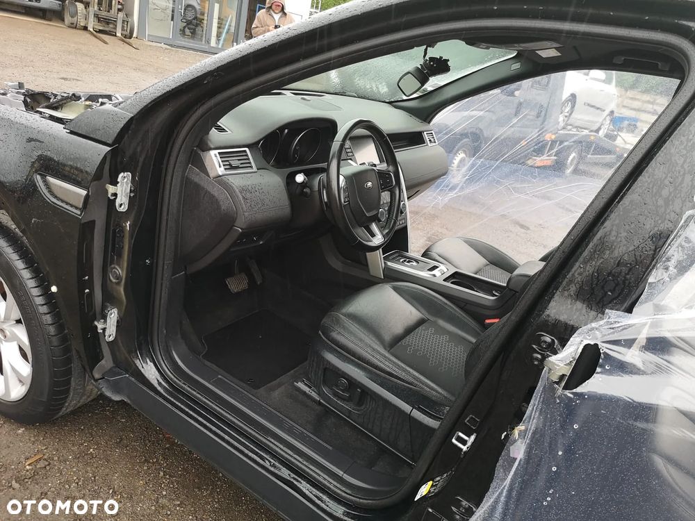 Land Rover Discovery Sport TD4 HSE Luxury - 21